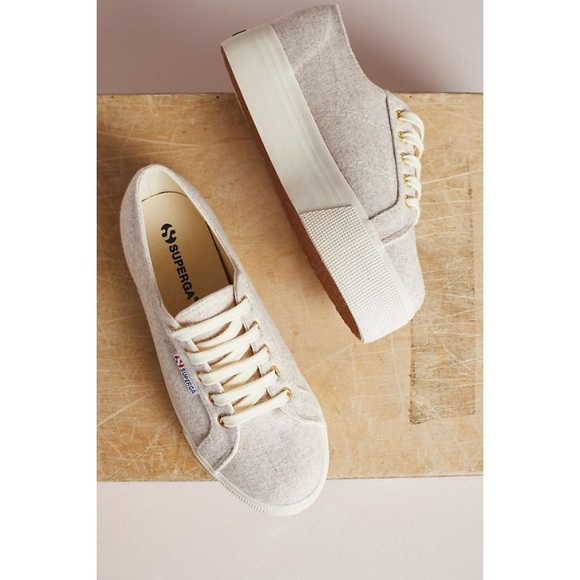 NWT SUPERGA PLATFORM SNEAKERS - Picture 2 of 4